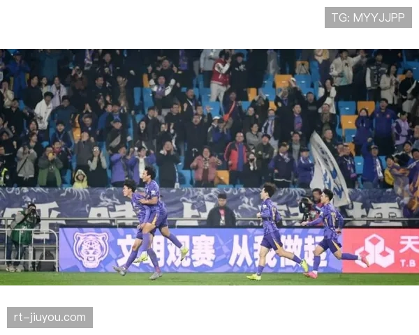 意甲第28轮战报：AC米兰2-2遭萨勒尼塔纳绝平，错失登顶良机