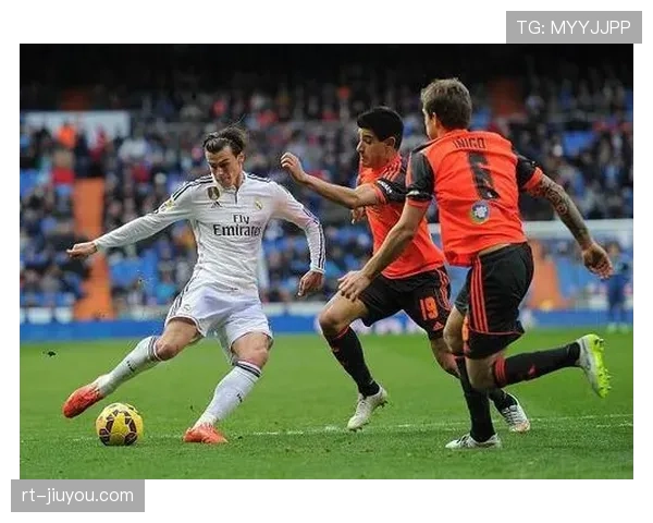 西甲与球员工会达成初步协议,完善密集赛程下的球员福利保障 西甲与球员工会达成初步协议,完善密集赛程下的球员福利保障